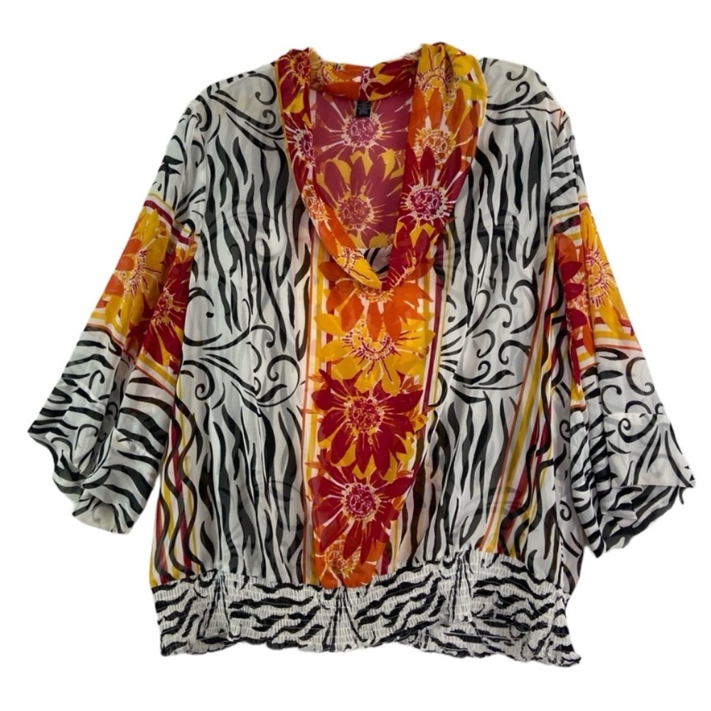 Alfani animal print tropical hibiscus flower bubble hem sheer top. Size 24W